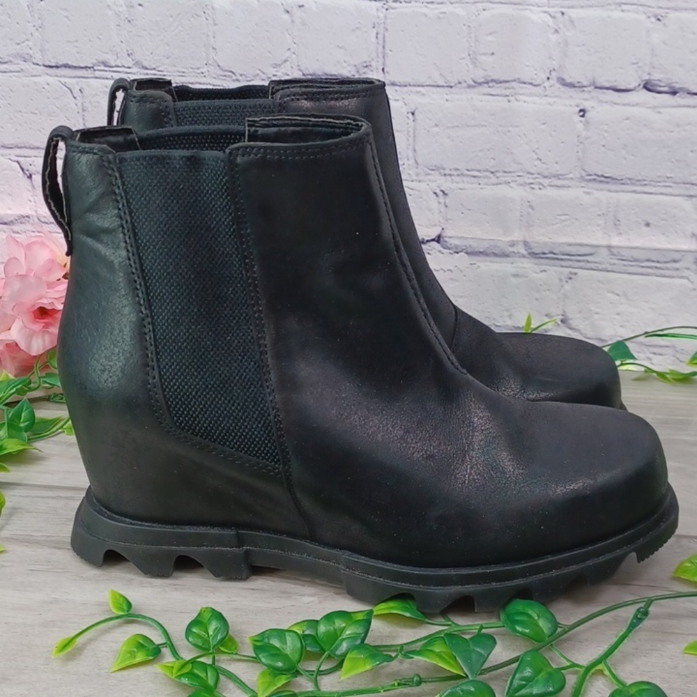 SOREL Joan of Arctic Wedge lll Chelsea Boot NWOB